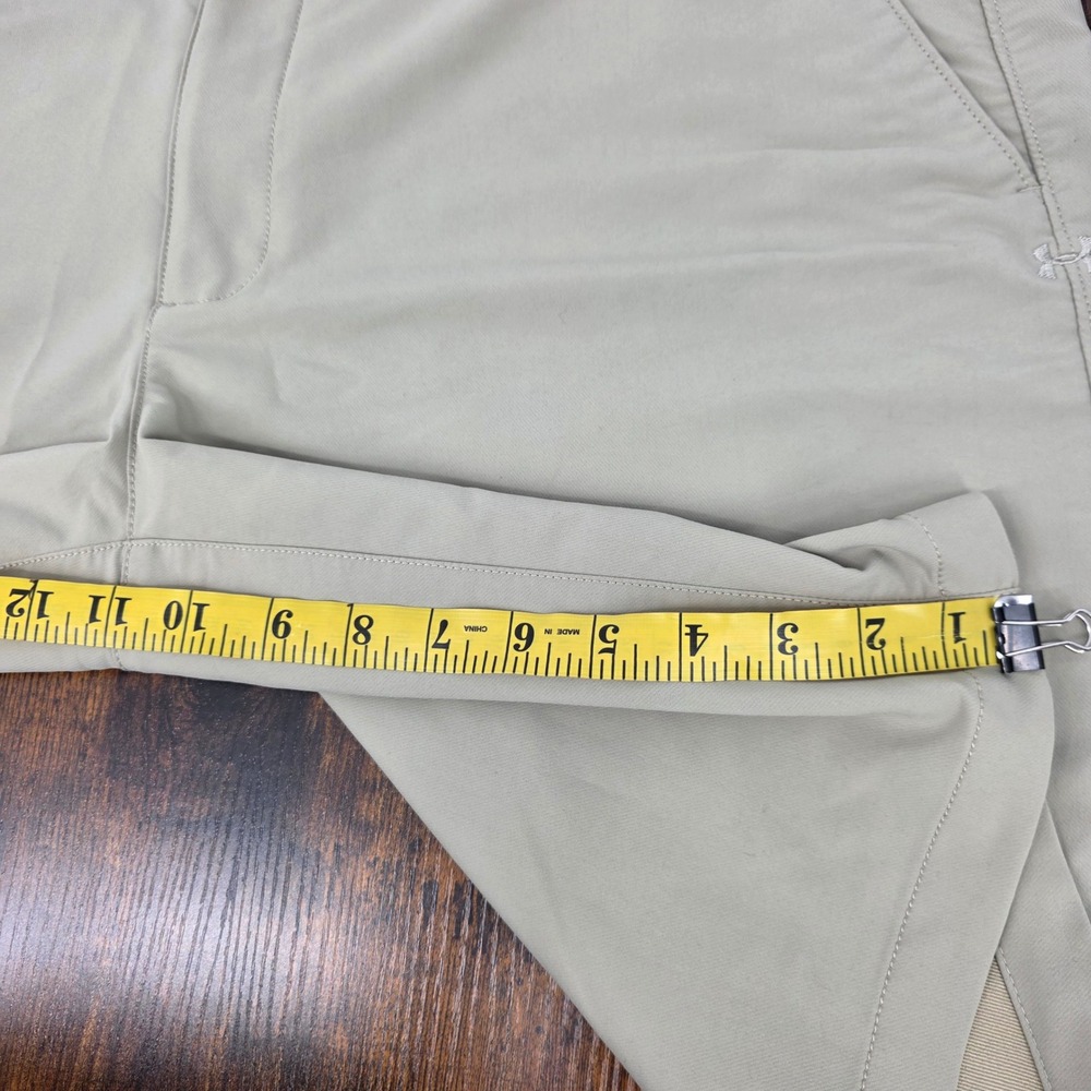 Under Armour Match Play Golf Shorts Mens 40‎ Tan HeatGear Loose Fit 11" Inseam - Picture 8 of 8